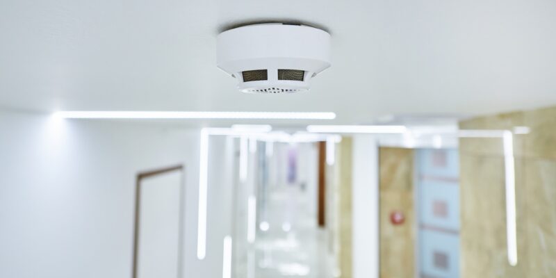 Top 10 Benefits and Features of an Intelligent Fire Alarm System